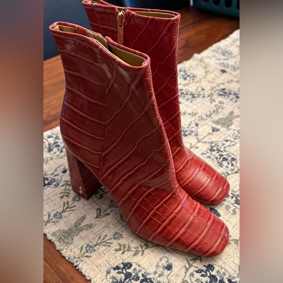 Sam Edelman Red croc embossed leather boots. Size 8.5 - Picture 2 of 7